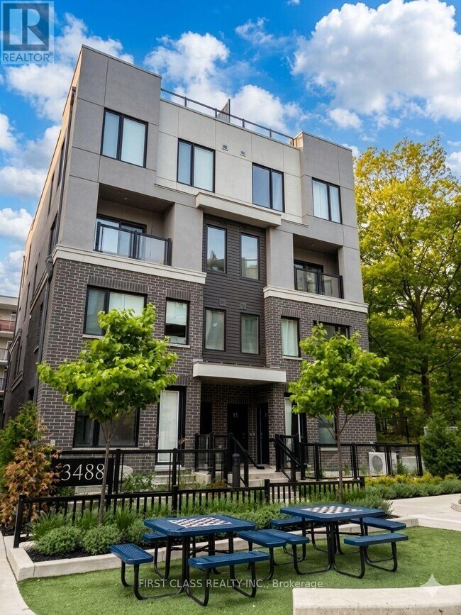 Building Photo - 3488 Widdicombe Way