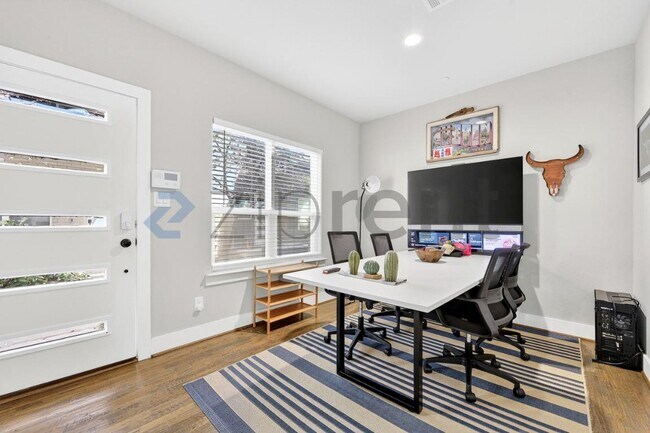 Foto del edificio - 4906 Live Oak St