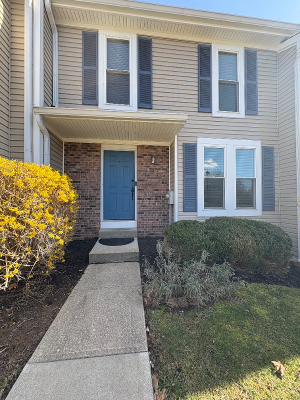 Building Photo - 784 Woodlyn Dr S