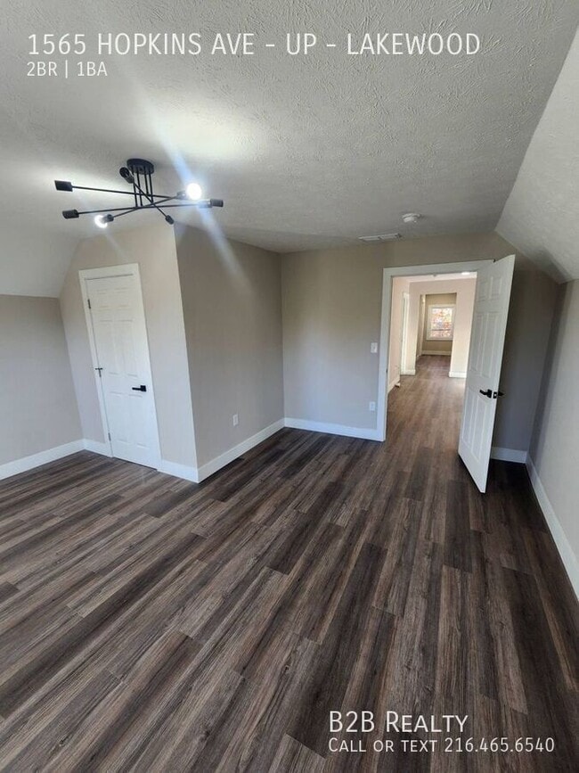 Building Photo - 1565 Hopkins Ave