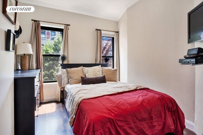 Foto del edificio - 427 E 117th St