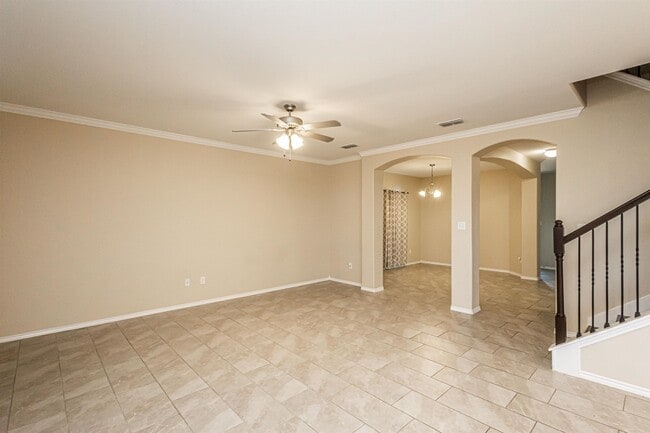 Building Photo - 8713 Owlcreek Pass Ct