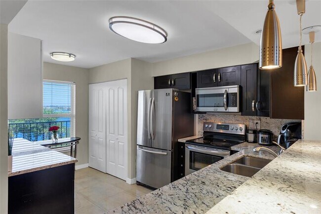 Foto del edificio - 4550 NW 18th Ave