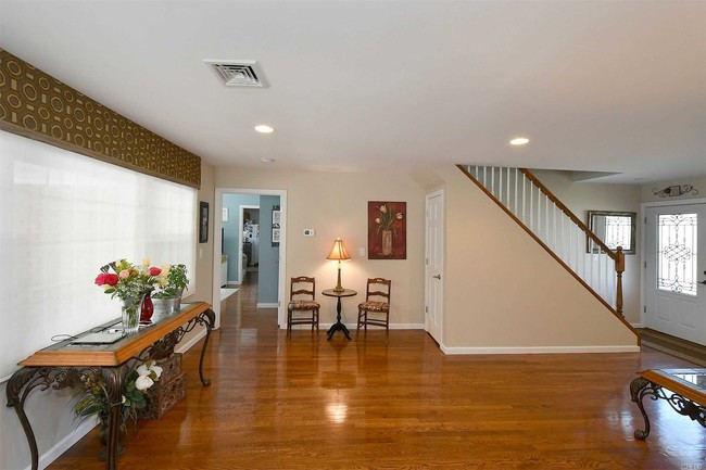 Building Photo - 2506 Rose Pl