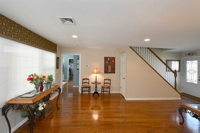 Foto del edificio - 2506 Rose Pl