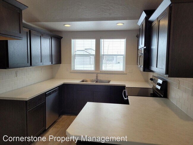Building Photo - 3 br, 2 bath House - 4718 Kalispell Way