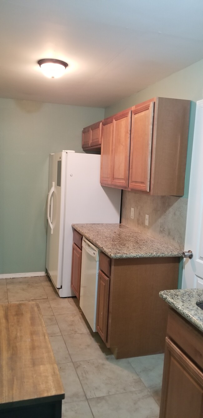Building Photo - 3031 S Braeswood Blvd