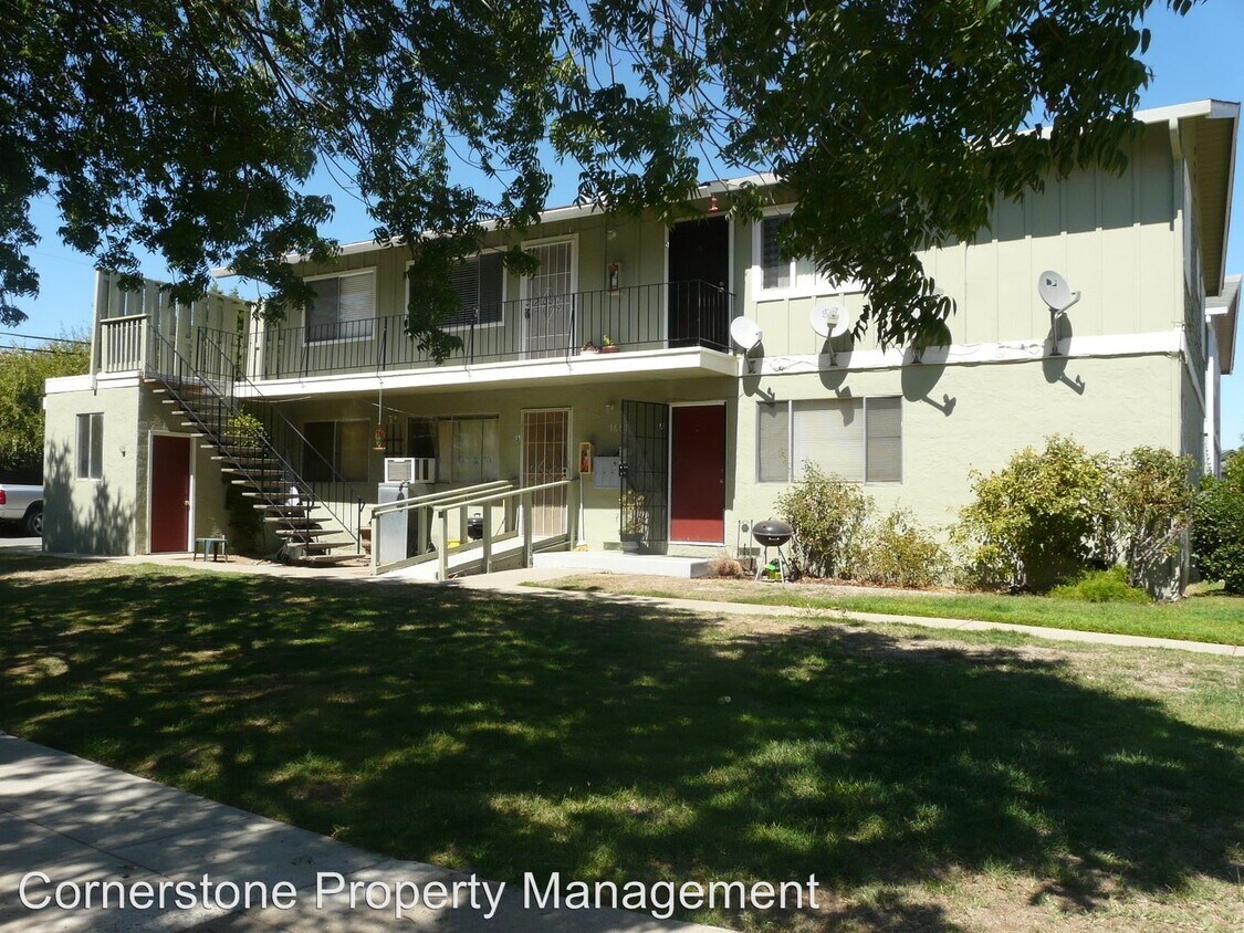 Primary Photo - 1657 Merrill Dr