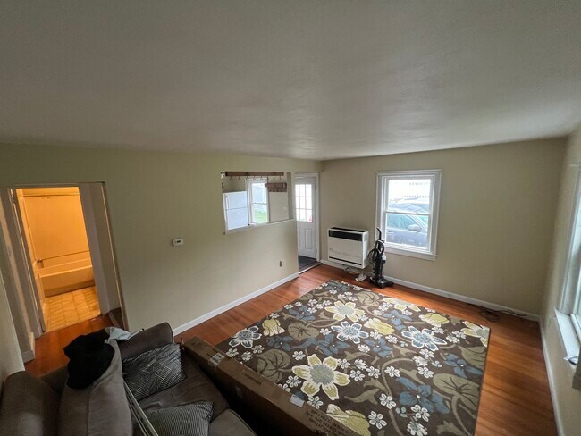 Foto del edificio - 5 Wainwright Ave