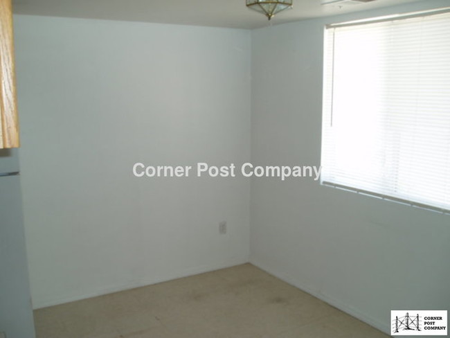 Building Photo - Rio Rancho Apartment!
