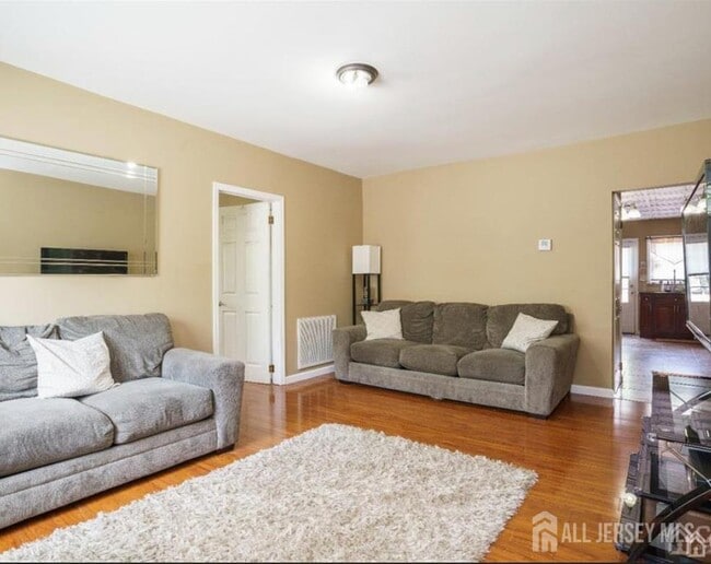 Building Photo - 1387 Finnegans Ln