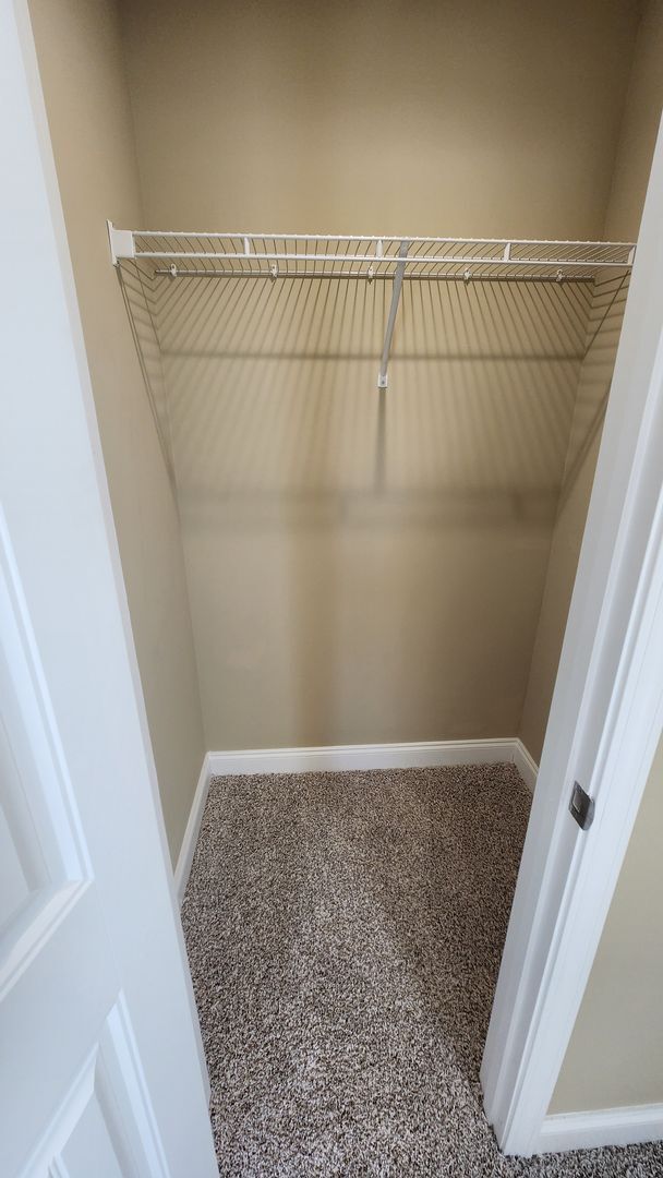 Building Photo - Beautiful Remodeled Home!