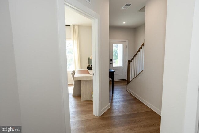 Building Photo - 1730 Autumn Maple Leaf Dr