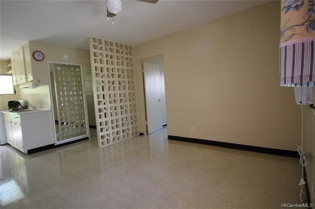 Building Photo - 166 Lakeview Cir