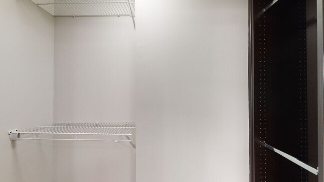 Foto del edificio - 238 W Canton St