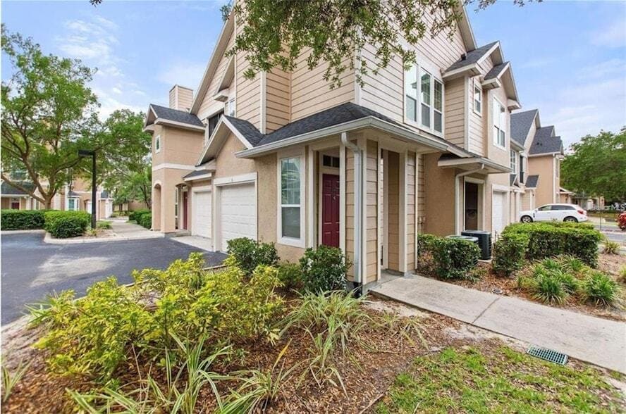 Primary Photo - 2045 Erving Cir