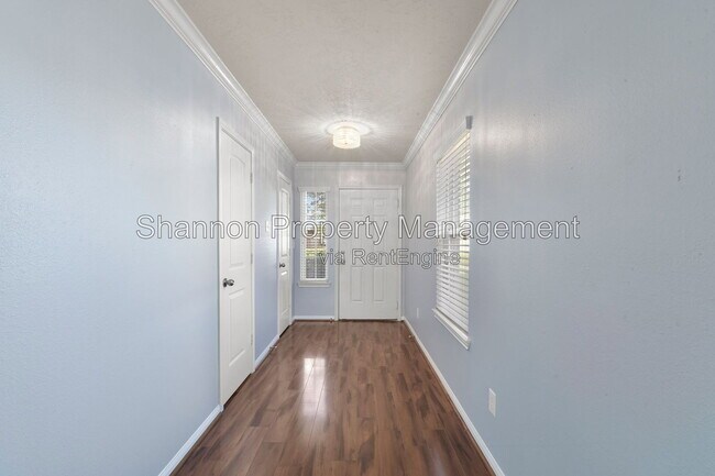 Building Photo - 11711 Red Hummingbird Dr