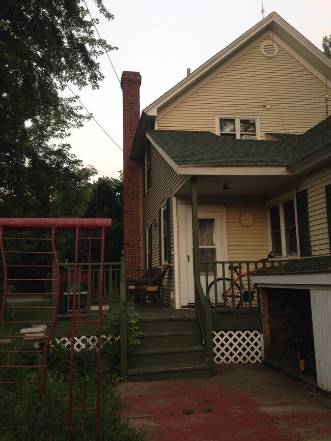 110 Long Coulee Rd Unit 110Upper, Holmen, WI 54636 Apartments in