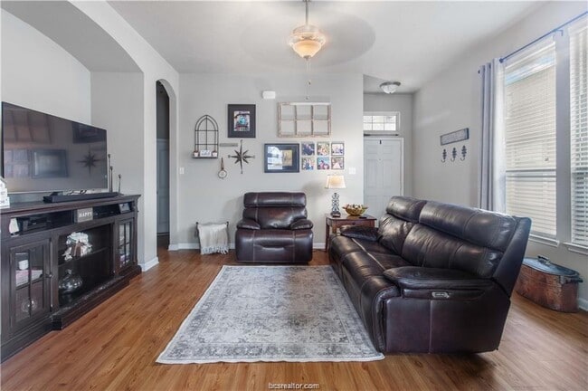 Building Photo - 15416 Baker Meadow Loop