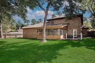 Building Photo - 24 Hornsilver Pl