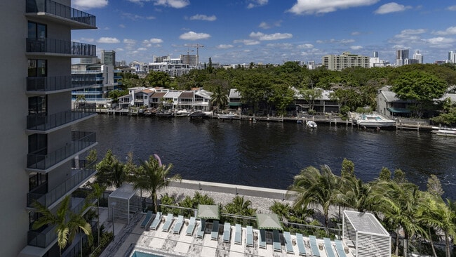 Foto del edificio - Remi On The River