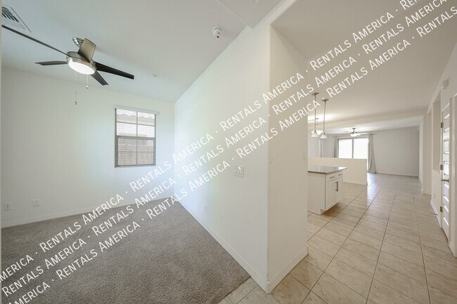 Building Photo - 3710 E Lodgepole Dr