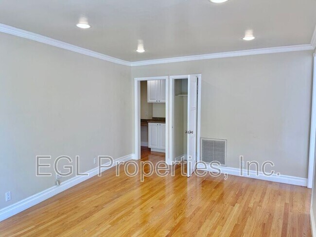 Building Photo - 10707 Wilkins Ave.