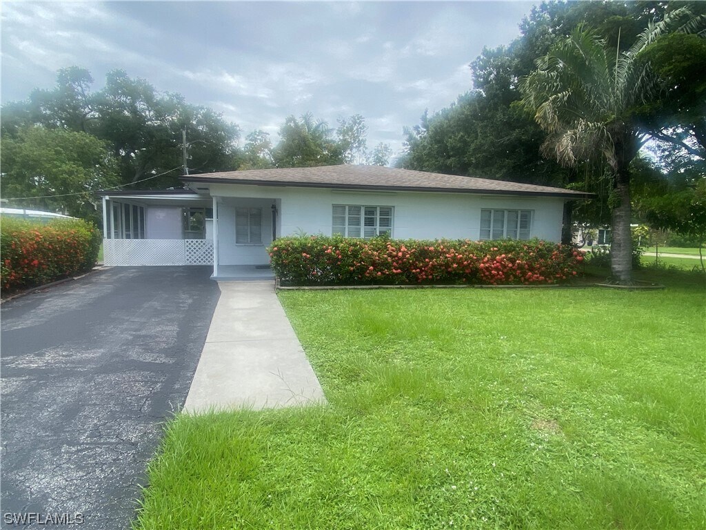 1652 Houston Dr, Fort Myers, FL 33901 House Rental in Fort Myers, FL