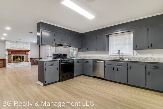 Building Photo - 3 br, 2 bath House - 209 Thomas Nolan
