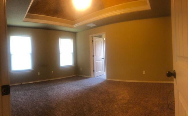 Building Photo - 4 bedroom in Granbury TX 76049