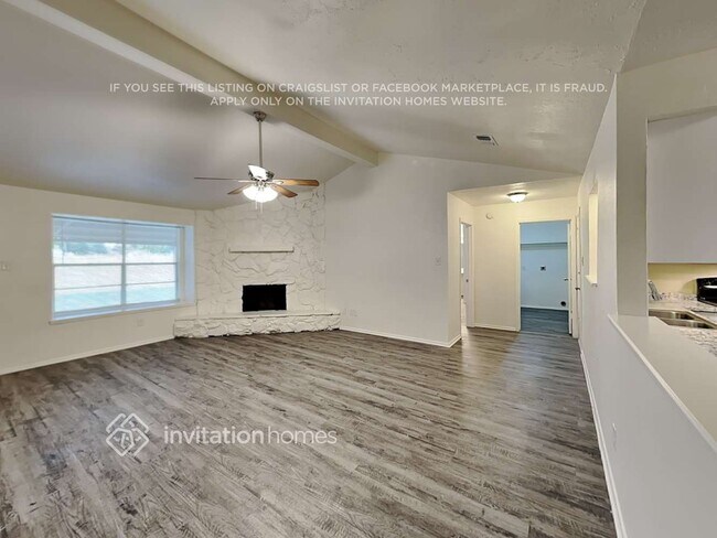 Foto del edificio - 13942 Towneway Dr