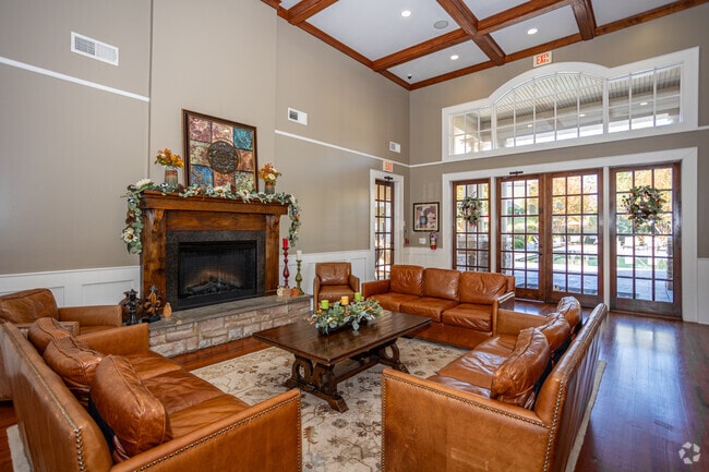 Clubhouse - Greystone Summit Knoxville