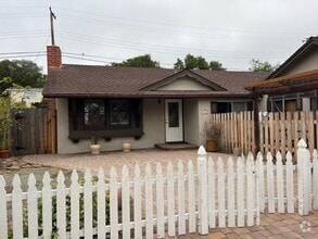 Building Photo - 7060 Del Norte Dr