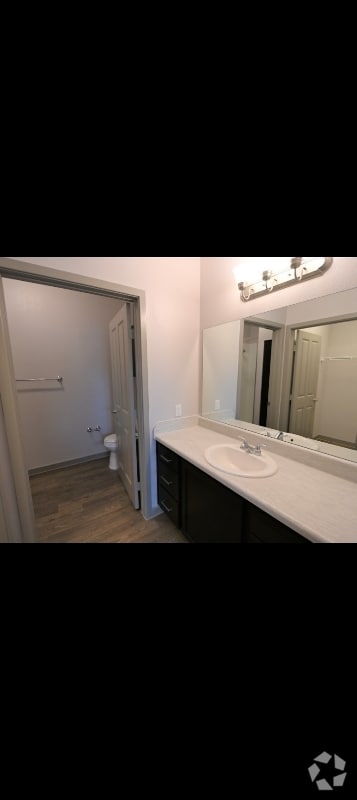 Building Photo - 1226 Mira Vista