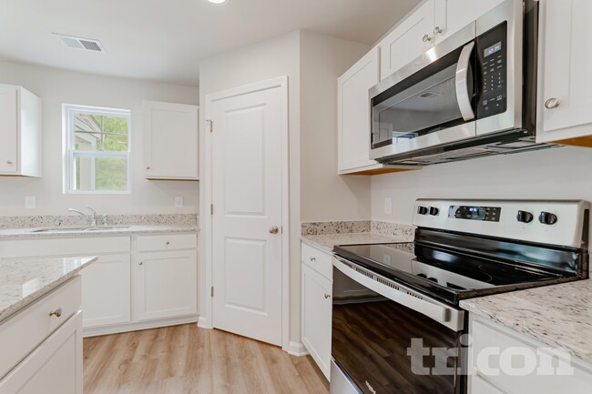 Building Photo - 232 Boulder Rdg Lp