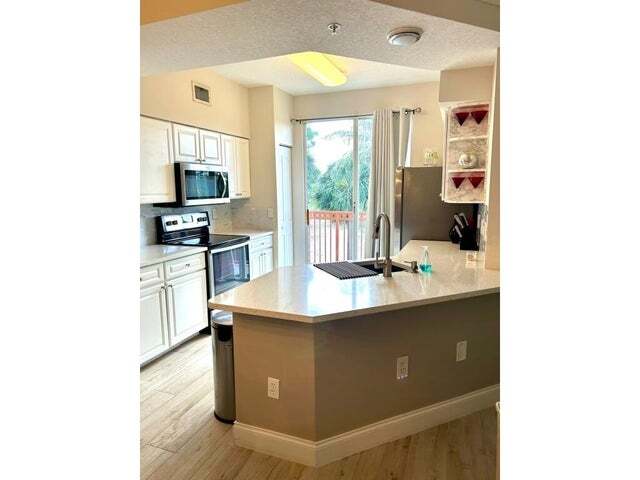 Photo - 2046 Alta Meadows Ln Townhome