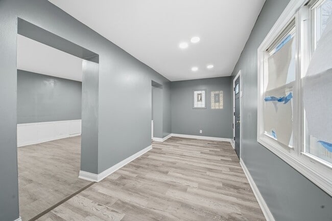 Foto del edificio - 8824 S Wabash Ave