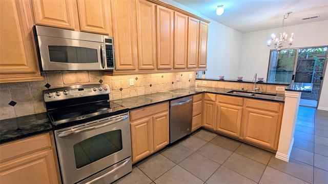 Foto del edificio - 7961 Hannah St