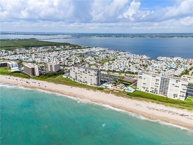 Foto del edificio - 10680 S Ocean Dr