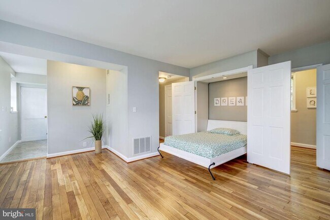 Foto del edificio - 3420 38th St NW