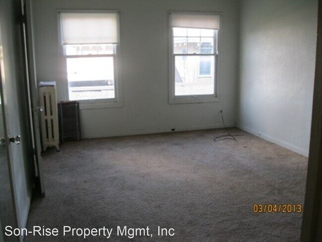 421 E Maple St Bellingham Wa 98225 Apartment For Rent In Bellingham Wa Apartments Com