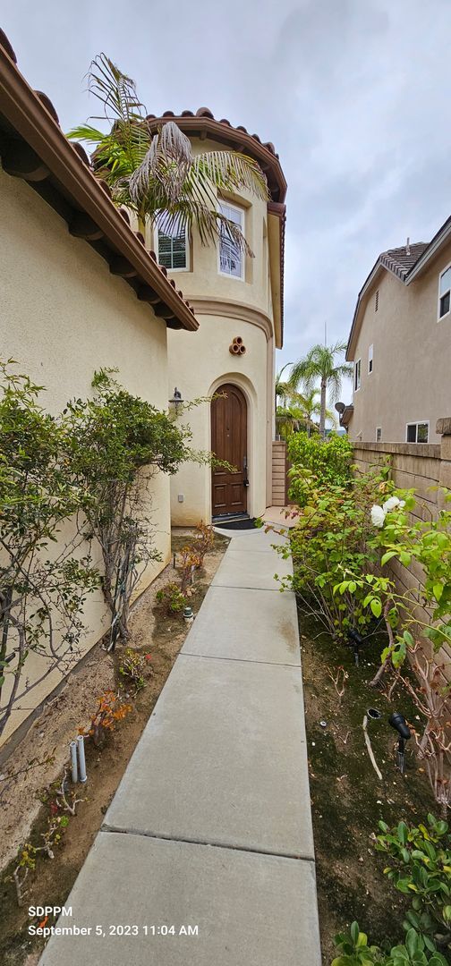 Building Photo - CARMEL VALLEY - Pacific Highlands Ranch - ...