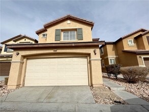 Building Photo - 4444 Oberlander Ave