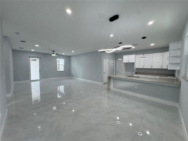 Building Photo - 6018 Newmark St