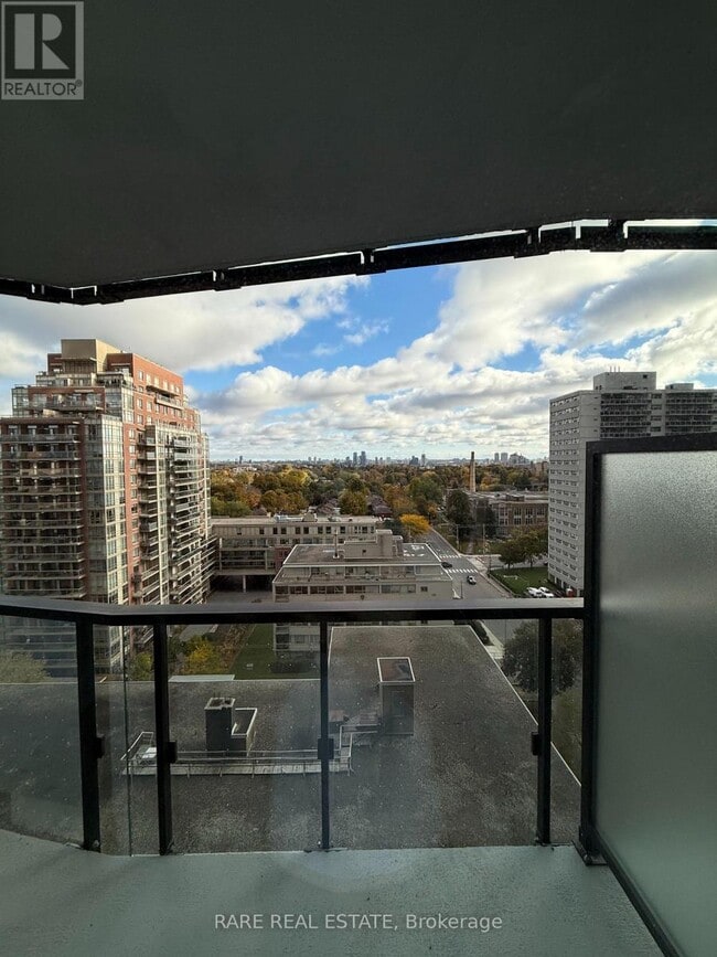 Photo du bâtiment - 110 Broadway Ave