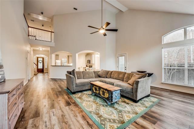 Building Photo - 2917 Newport Dr