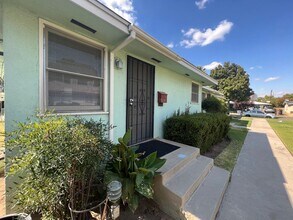 Building Photo - 2132-2136 E Peralta Wy