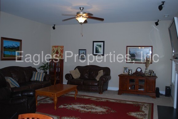 Building Photo - 315 Beckett Dr
