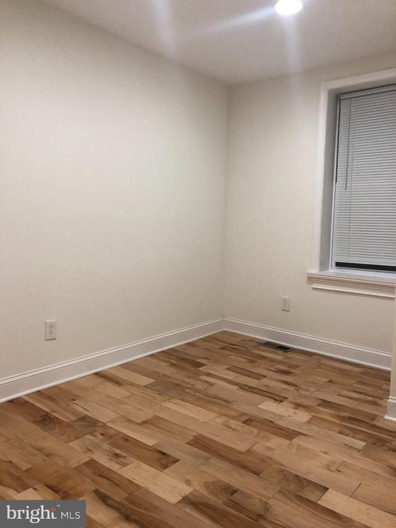 Foto del edificio - 1706 N Marshall St