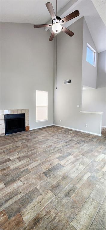 Foto del edificio - 129 Wagon Ln Loop